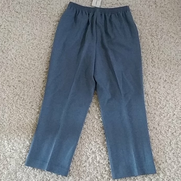 Alfred Dunner Pants - Picture 2 of 5
